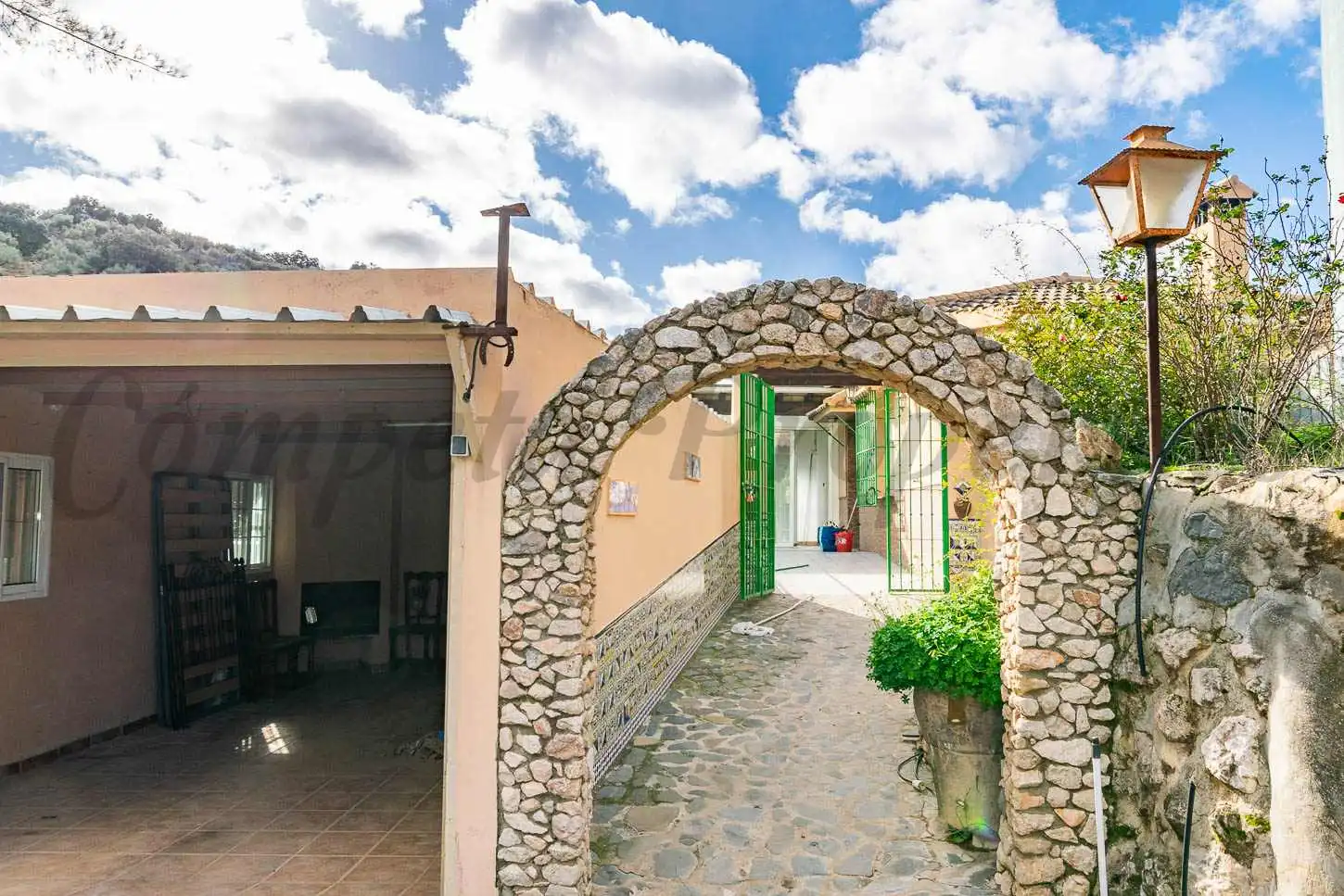Haus oder Chalet zum Verkauf in Comares mit Terrasse und Schwimmbad