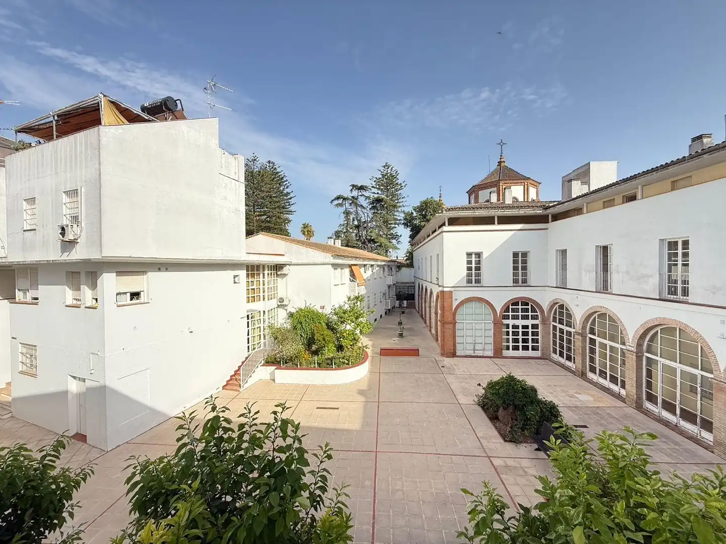 Vista exterior de Dúplex en venda en Jerez de la Frontera amb Aire condicionat