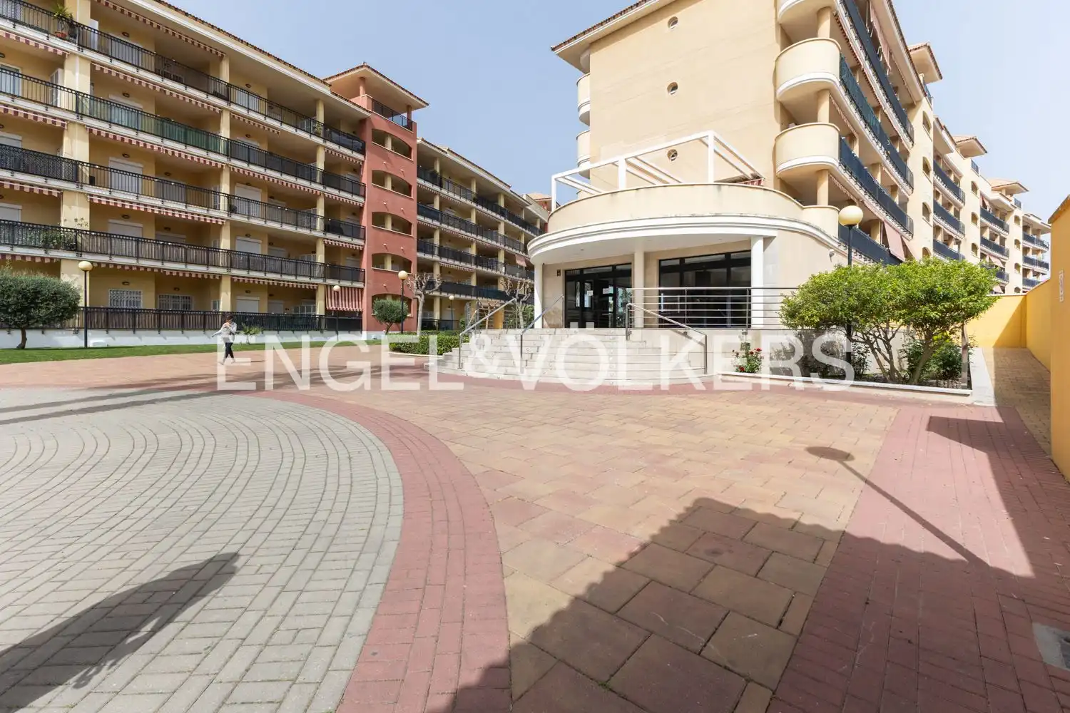 Vista exterior de Pis de lloguer en Canet d'En Berenguer amb Aire condicionat, Calefacció i Jardí privat