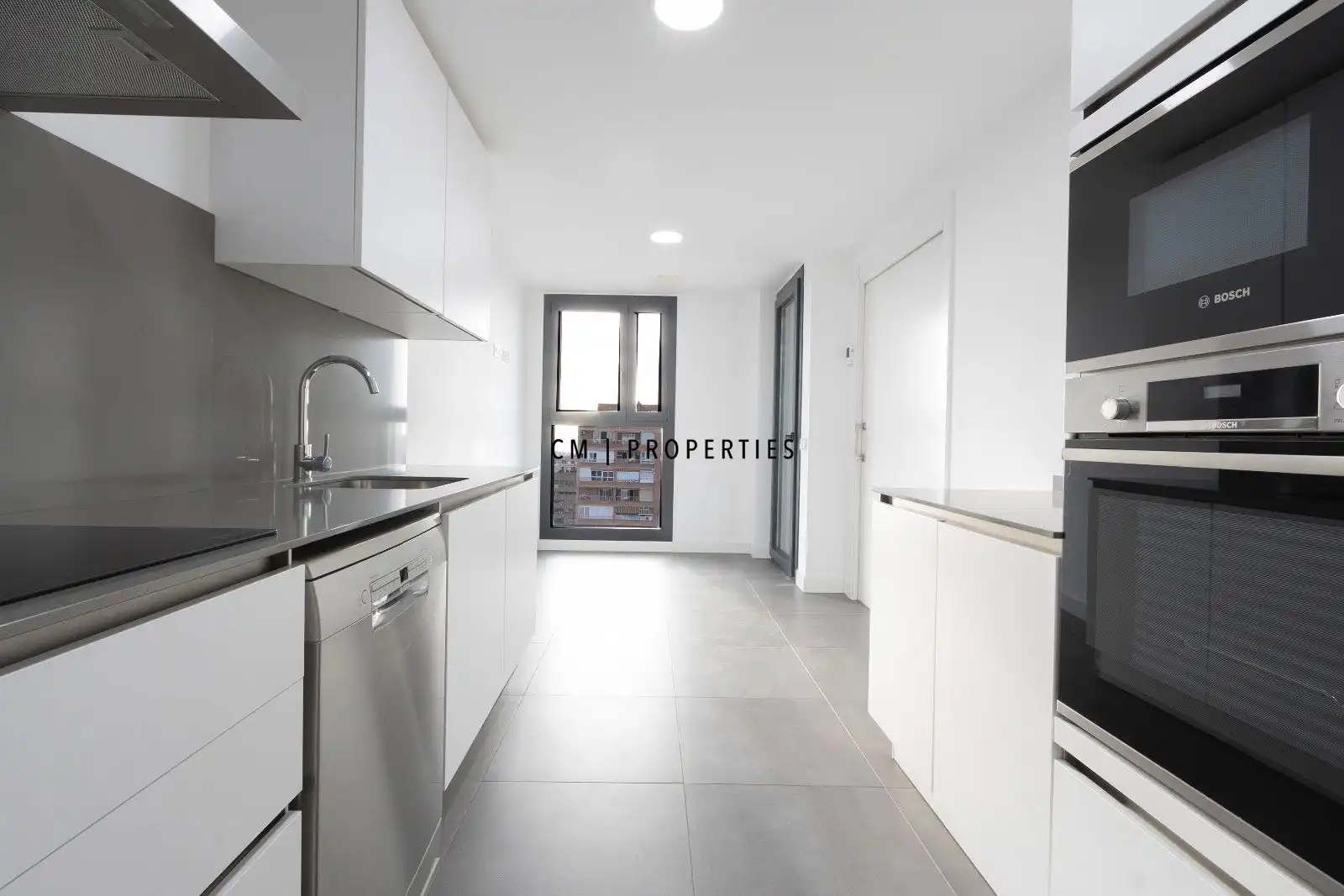 Küche von Wohnung zur Miete in Valencia mit Klimaanlage, Heizung und Terrasse