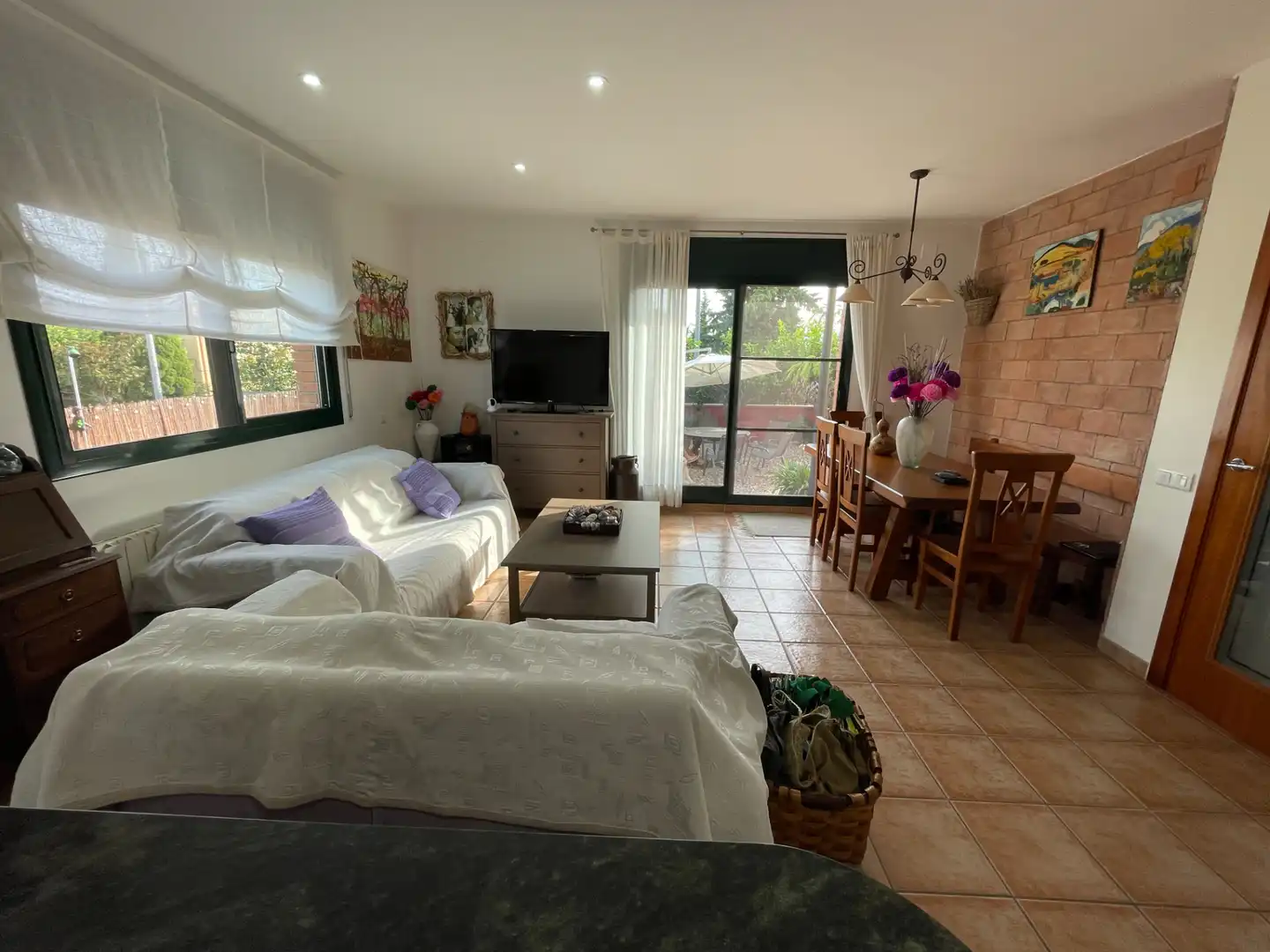 Sala d'estar de Casa adosada en venda en Botarell amb Calefacció, Jardí privat i Terrassa