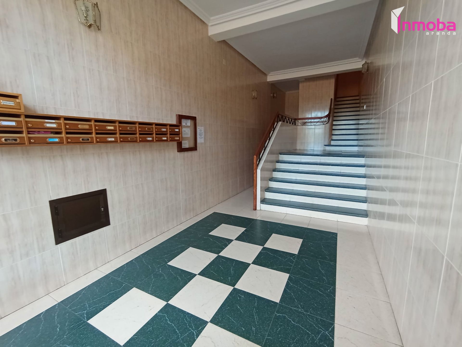 Piso en venta en Calle Simón de Colonia, 7, Santo Domingo - La Estación