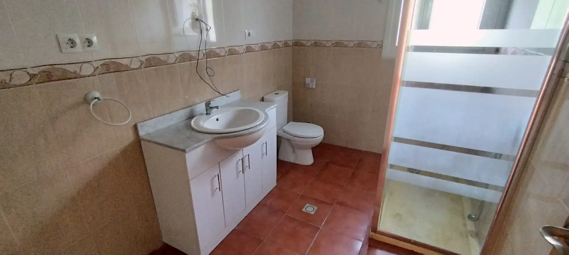Baño de Casa adosada en venta en Sabiñánigo con Jardín privado y Balcón