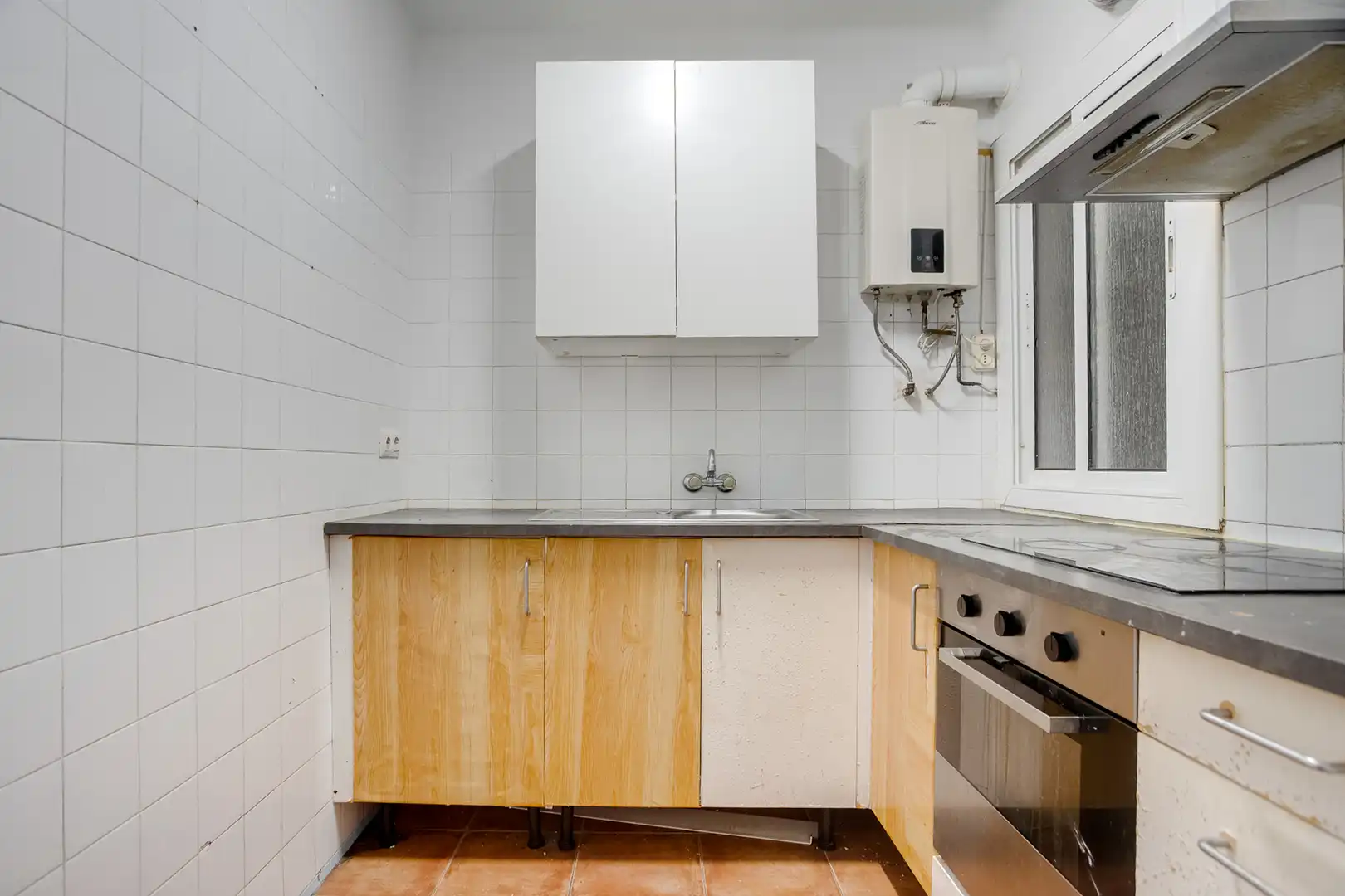 Cocina de Piso en venta en L'Hospitalet de Llobregat