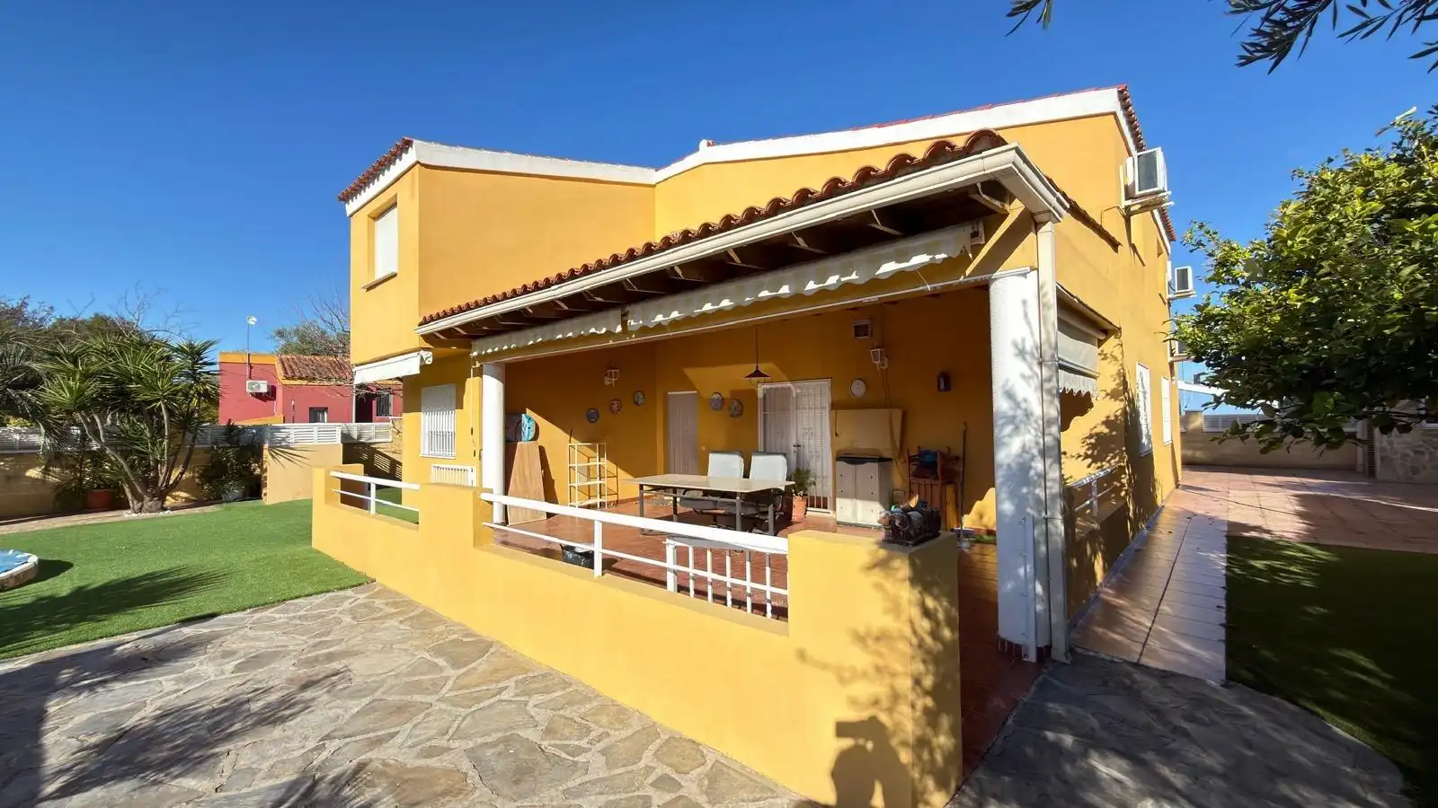 Exterior view of Houses for sale in Vilamarxant  with Air Conditioner, Private garden and Terrace