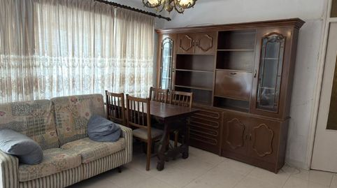 Foto 4 de Piso en venta en Calle Frigiliana, Los Guindos - Parque Mediterráneo - Santa Paula, Málaga Capital