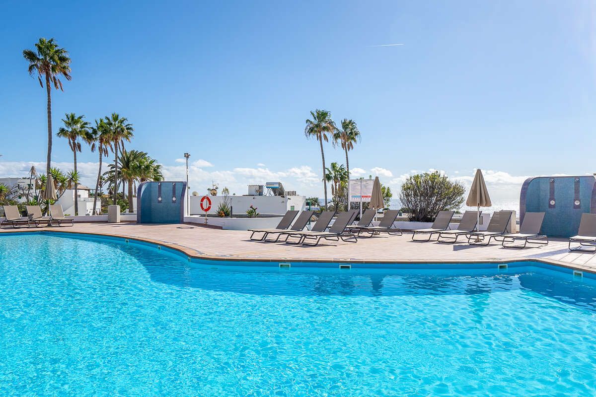 Swimming pool of Apartment for sale in Tías  with Furnished