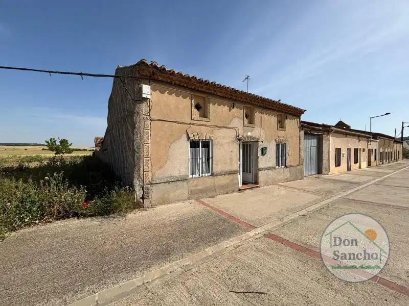 Vista exterior de Casa o chalet en venta en Rueda con Trastero