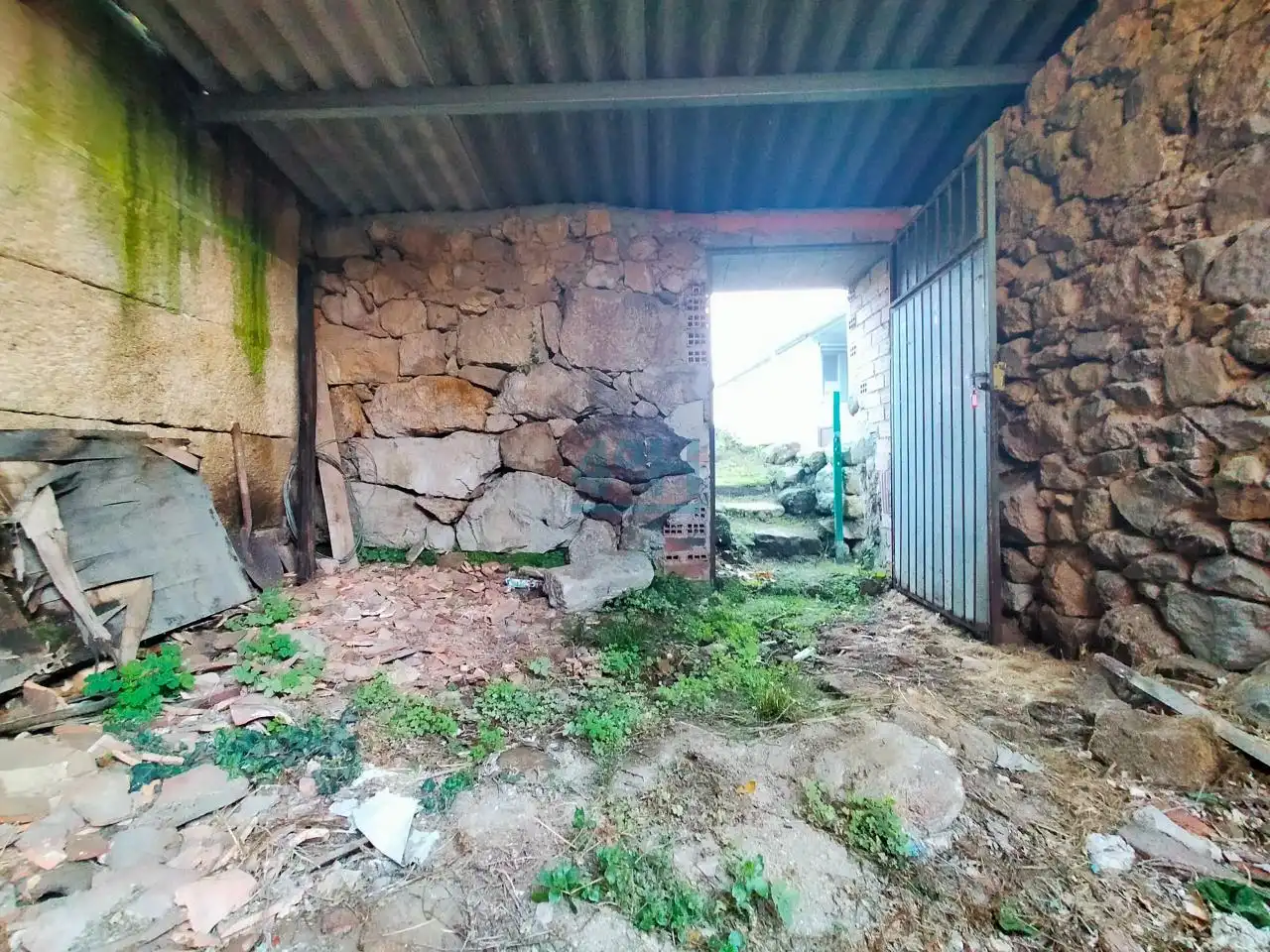 Houses for sale in Ourense Capital   with Private garden and Balcony