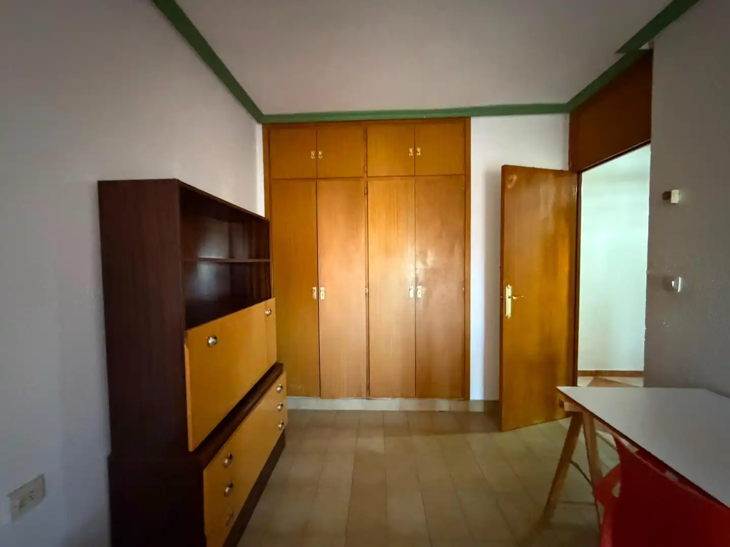 Dormitori de Pis en venda en Cáceres amb Aire condicionat, Terrassa i Moblat