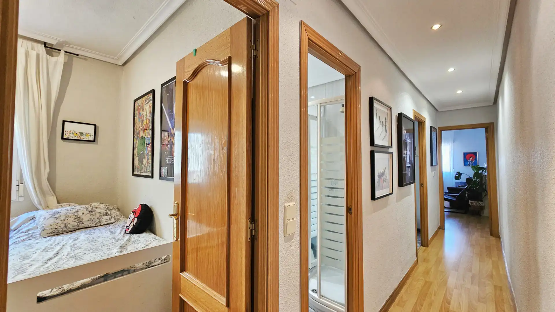 Flat for sale in  Madrid Capital  with Air Conditioner, Heating and Storage room