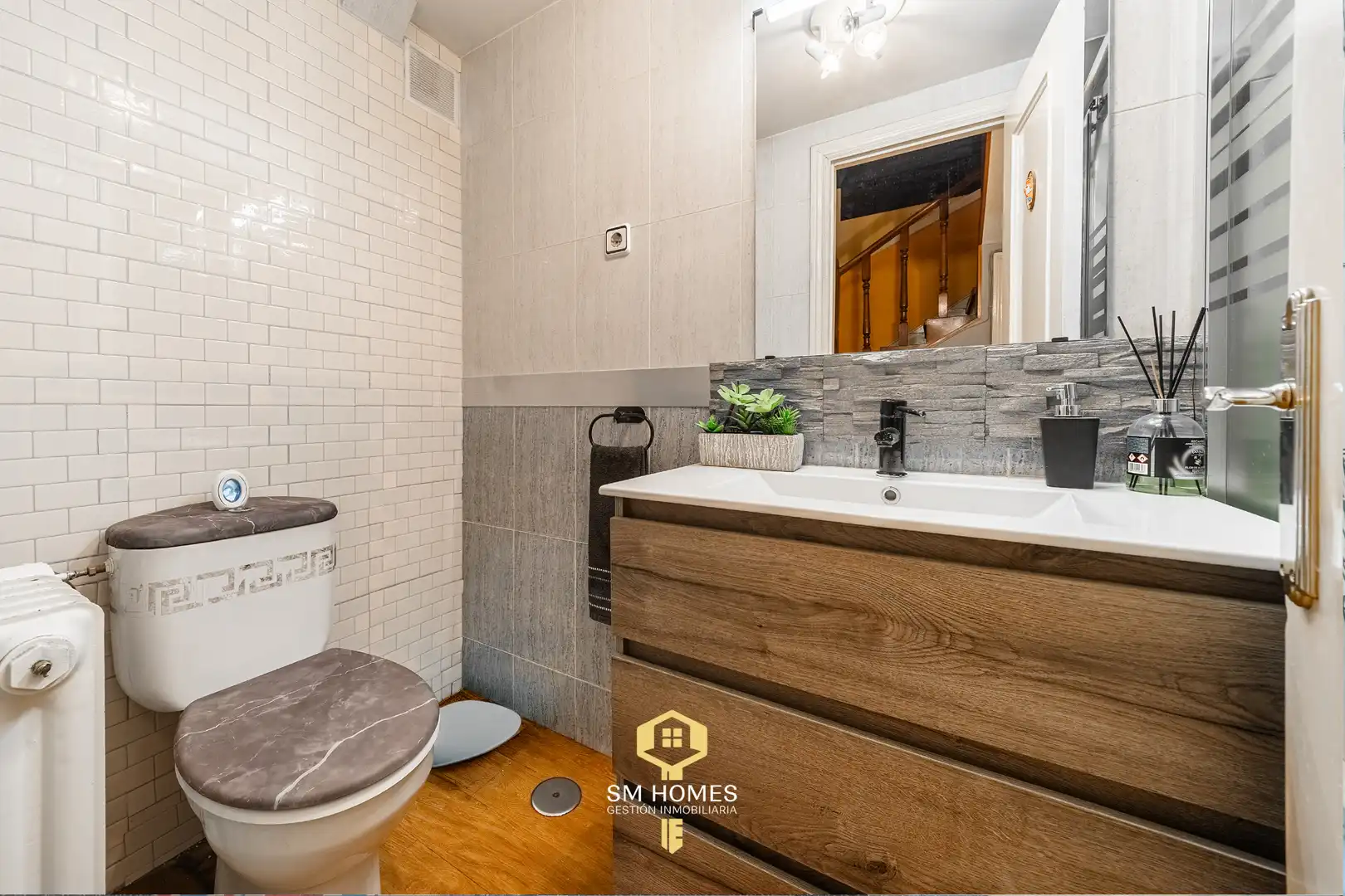 Baño de Dúplex en venta en San Fernando de Henares con Aire acondicionado y Calefacción