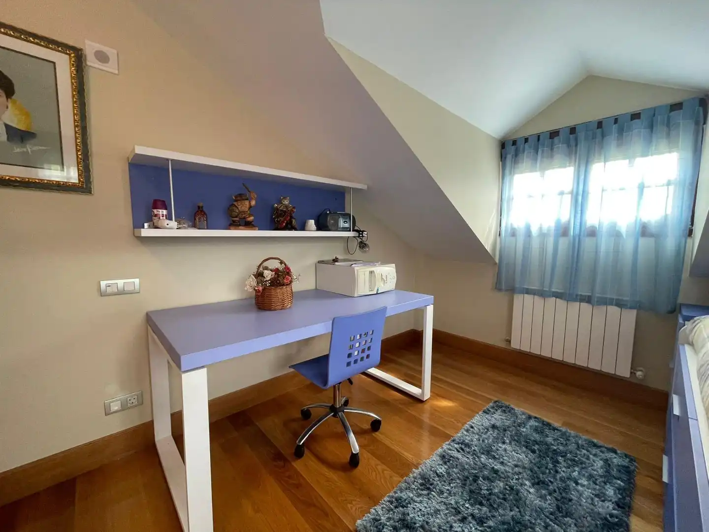 Habitación de Casa adosada en venta en Guriezo con Calefacción, Jardín privado y Terraza
