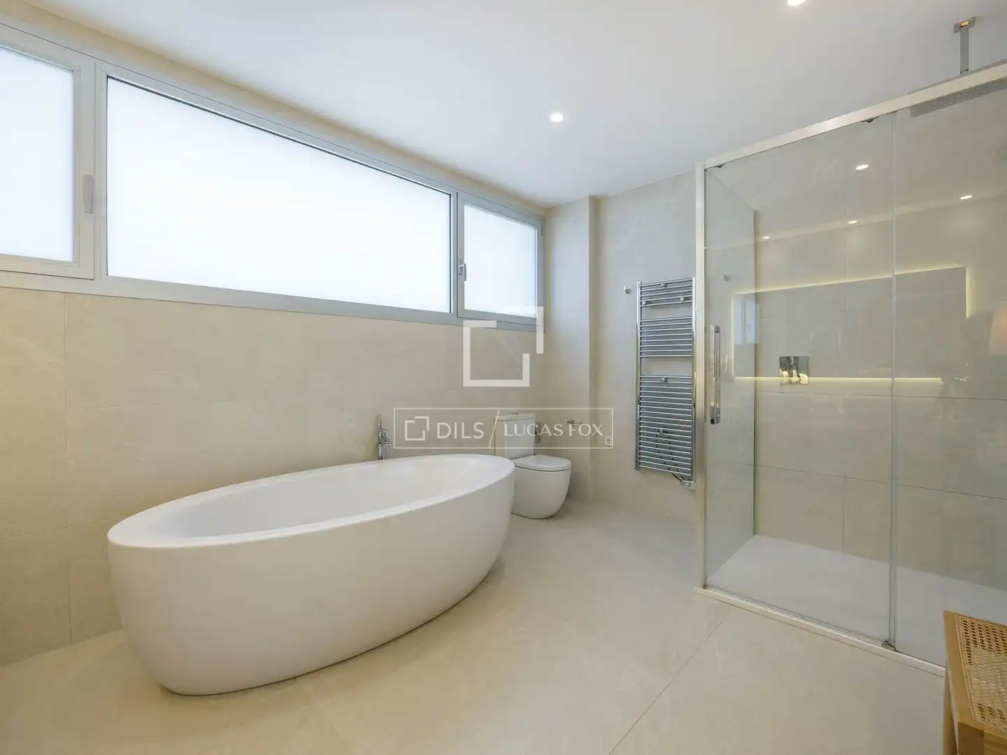 Baño de Casa o chalet en venta en Sagunto / Sagunt con Aire acondicionado, Calefacción y Jardín privado