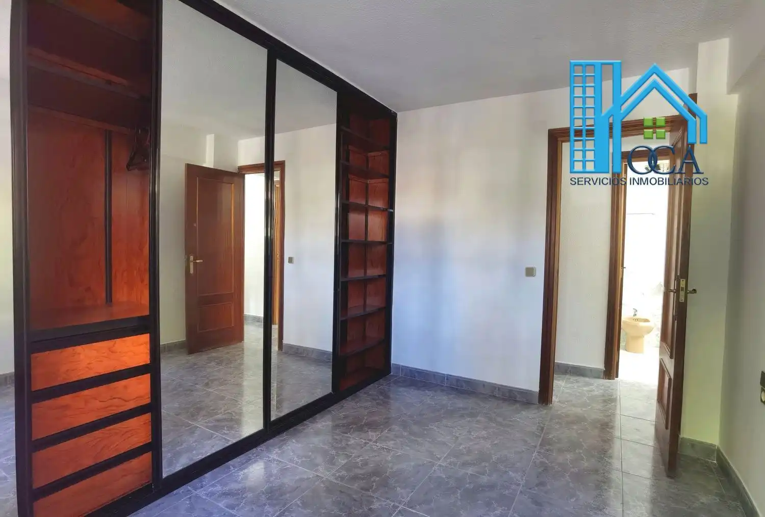 Flat for sale in Calle de los Arrayanes, Aluche