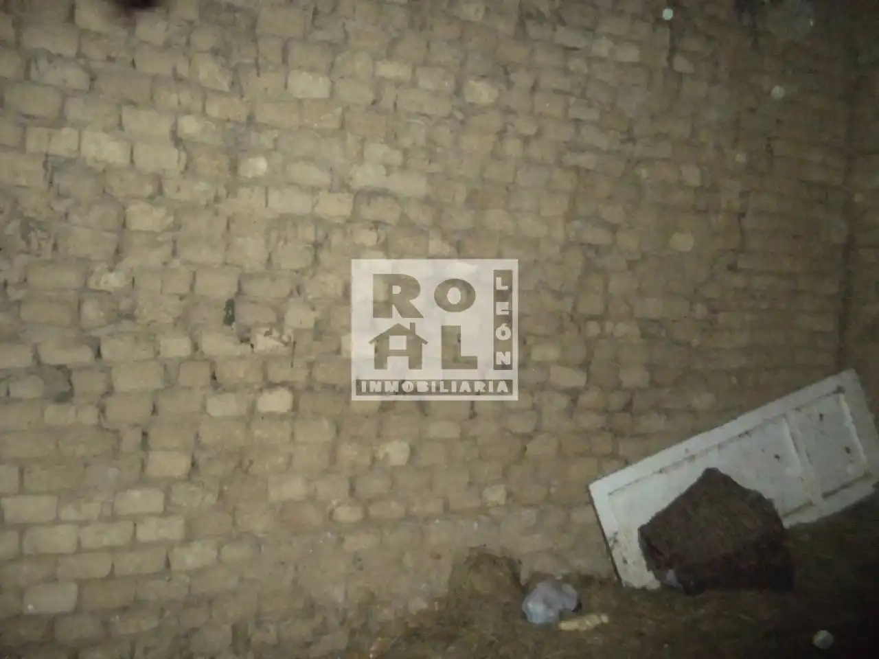 Casa o xalet en venda en Valdefresno amb Jardí privat