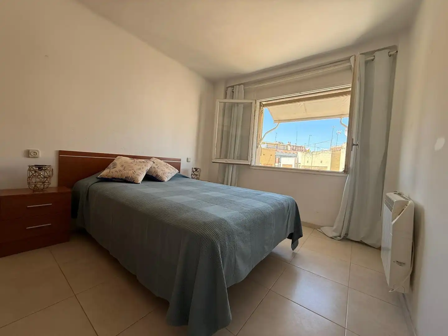 Dormitori de Pis en venda en Tarragona amb Calefacció i Parquet