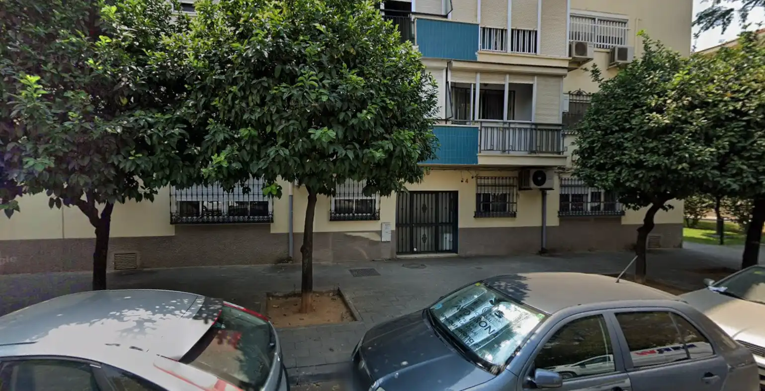 Vista exterior de Casa o xalet en venda en Sevilla