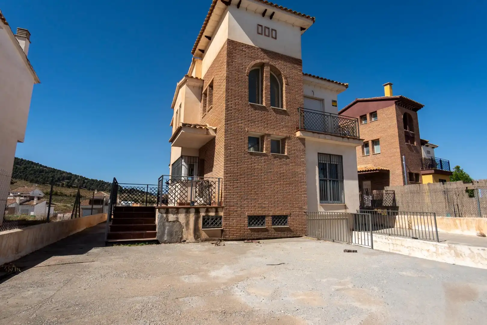 Vista exterior de Casa o chalet en venta en Dílar con Calefacción, Jardín privado y Terraza