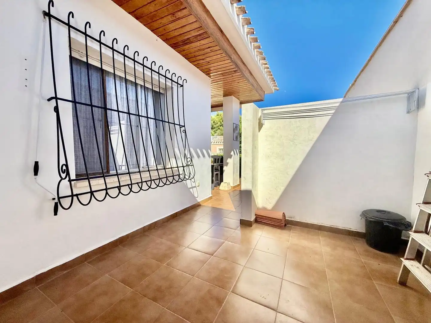Terrassa de Casa o xalet en venda en Orihuela amb Aire condicionat, Jardí privat i Terrassa