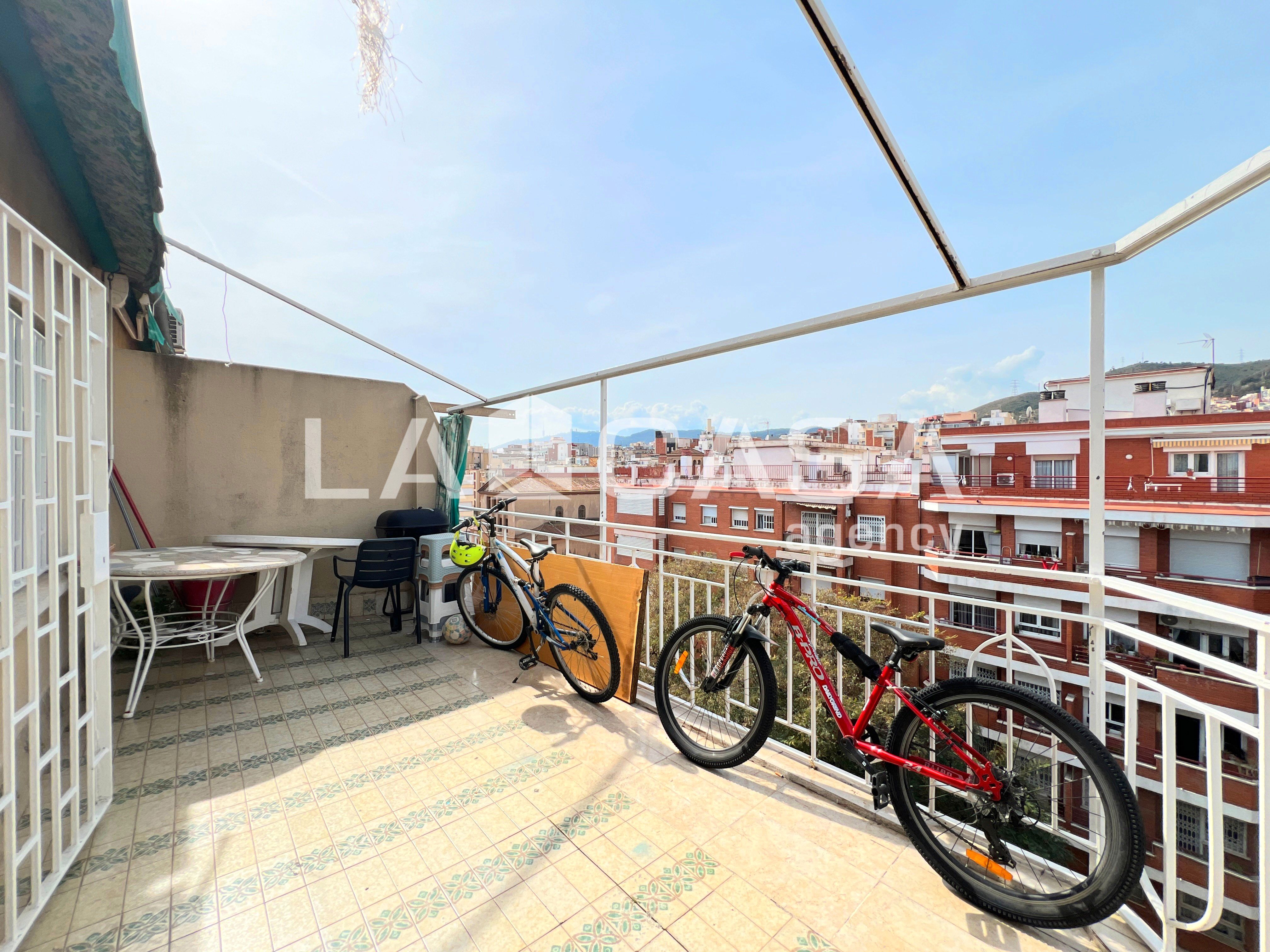 Terraza de Ático en venta en  Barcelona Capital con Calefacción y Terraza