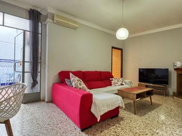 Casa rústica con balcón en venta en Pego