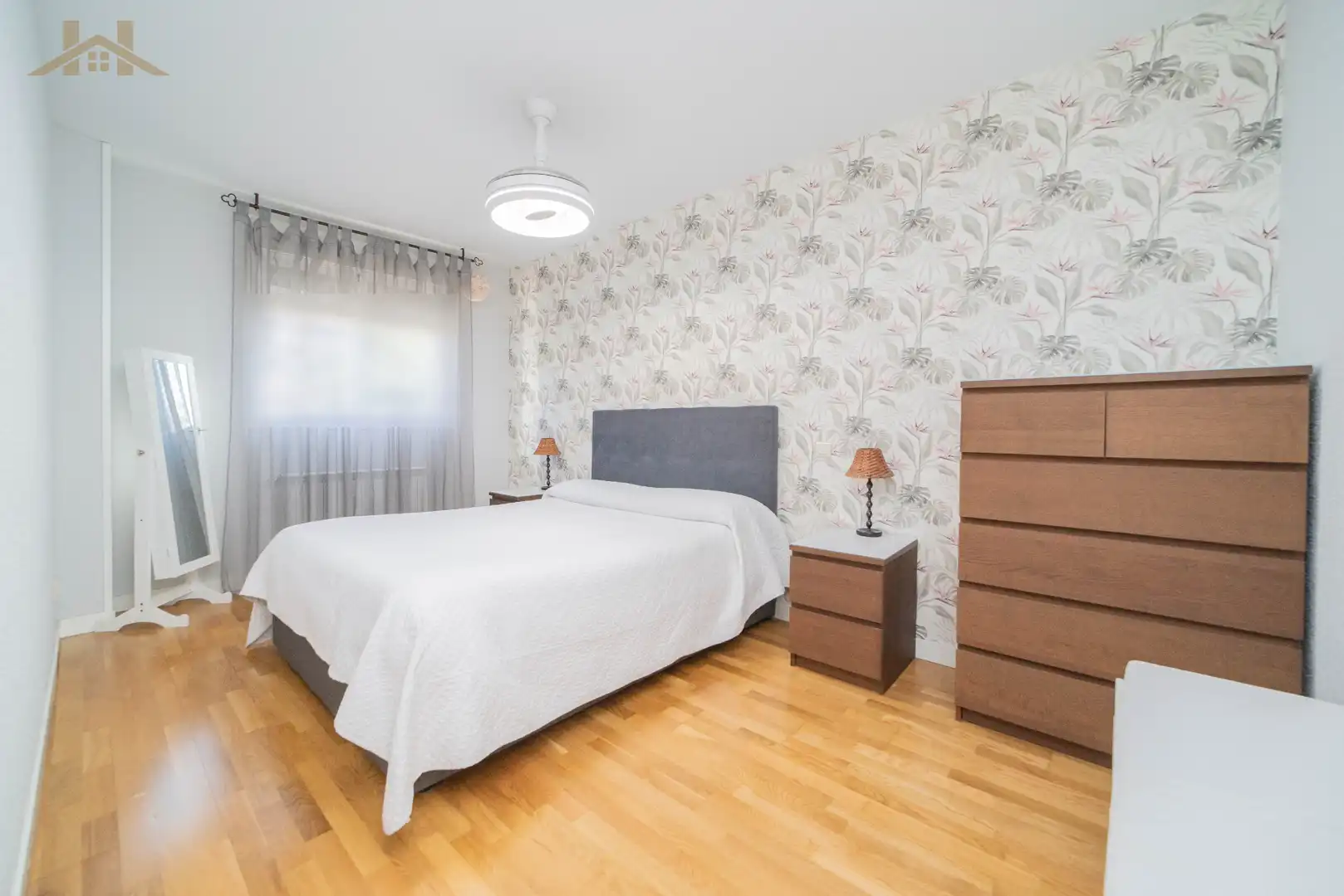 Bedroom of Flat for sale in Leganés  with Air Conditioner, Heating and Terrace