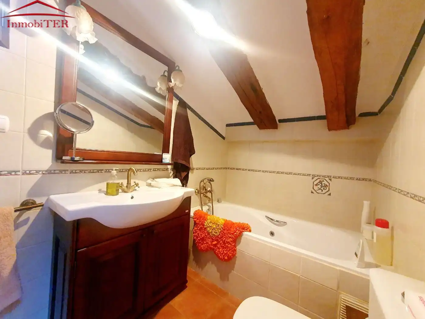 Baño de Casa o chalet en venta en Alfambra con Calefacción, Terraza y Trastero