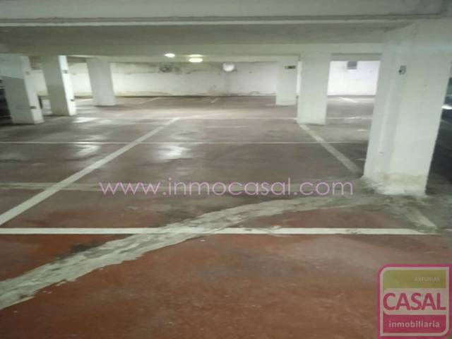 Garaje en Venta en Sama