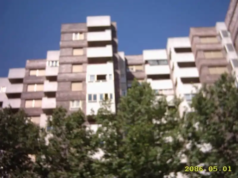 Vista exterior de Pis per a compartir en Zaragoza amb Calefacció, Terrassa i Traster
