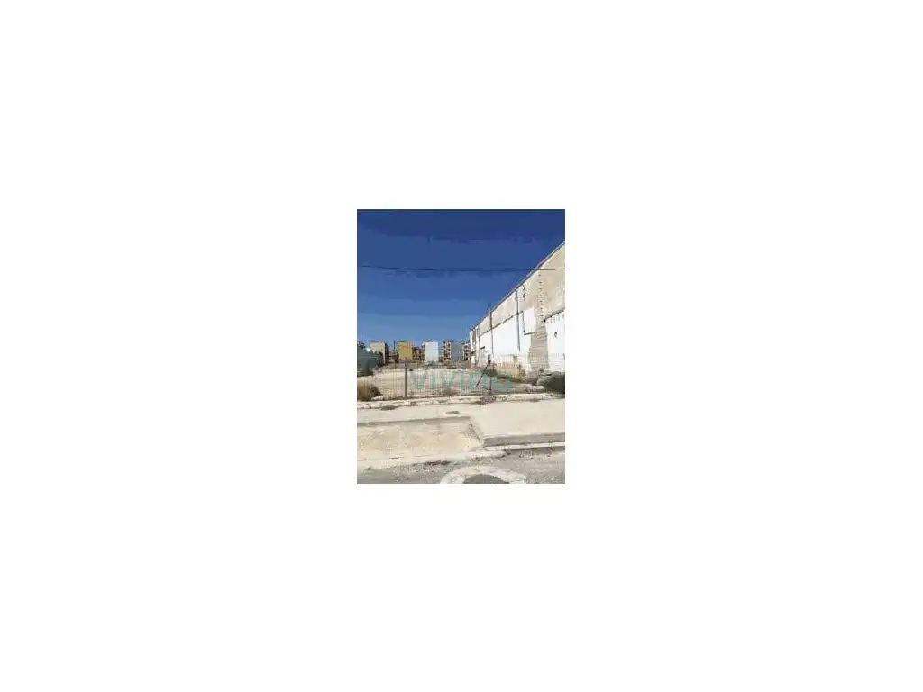 Residential land for sale in Avenida Cendrosses, imagen 3