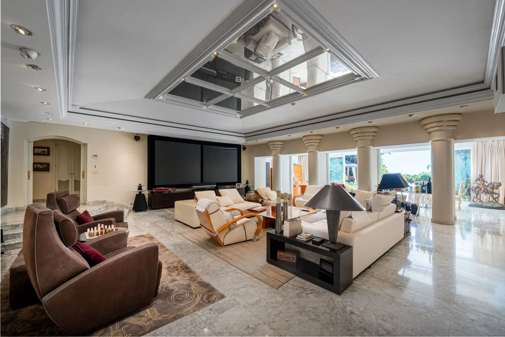 Villa con terrazza in vendita a Milla de Oro, imagen 2