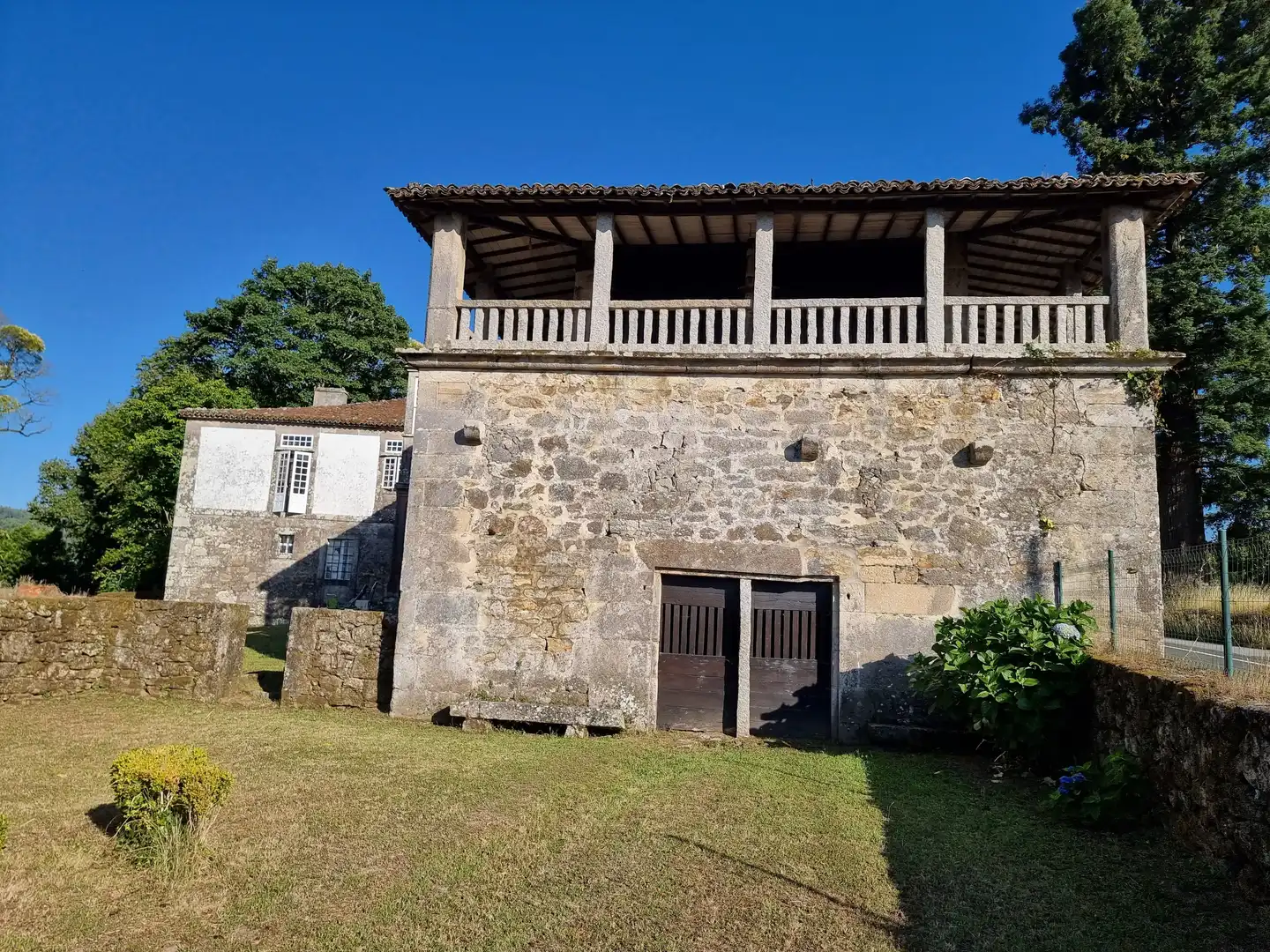 Außenansicht von Country house zum Verkauf in A Estrada  mit Privatgarten, Parkett und Terrasse