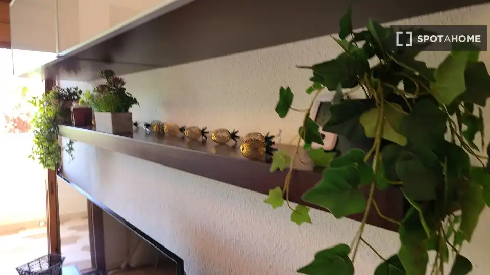 Sala de estar de Apartamento para compartir en Orihuela con Aire acondicionado, Terraza y Amueblado