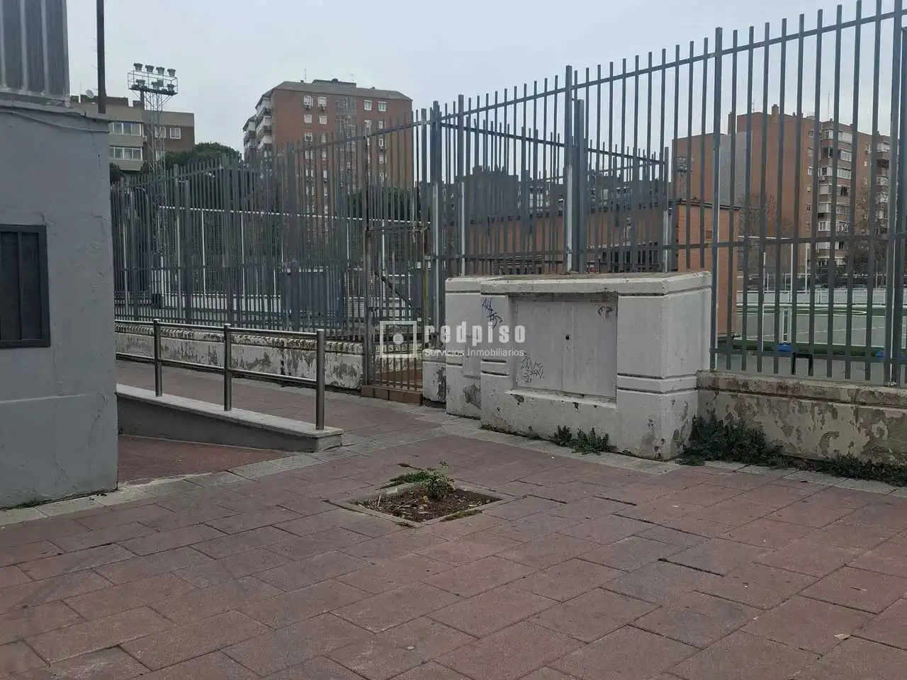 Exterior view of Garage for sale in Torrejón de Ardoz