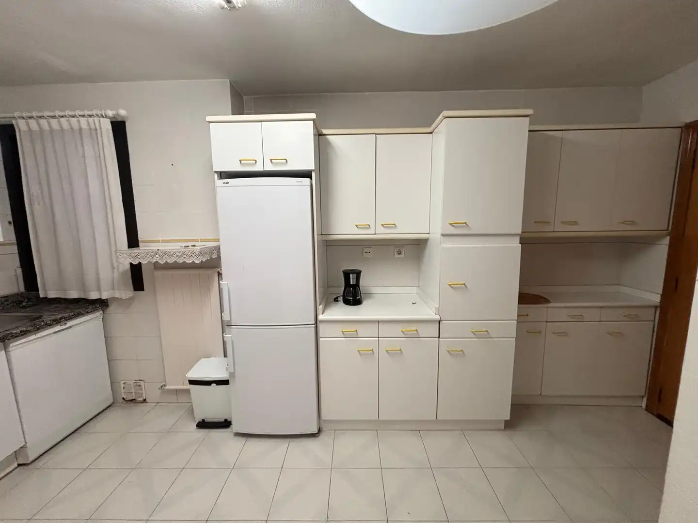Cocina de Piso en venta en Oviedo  con Calefacción, Parquet y Trastero