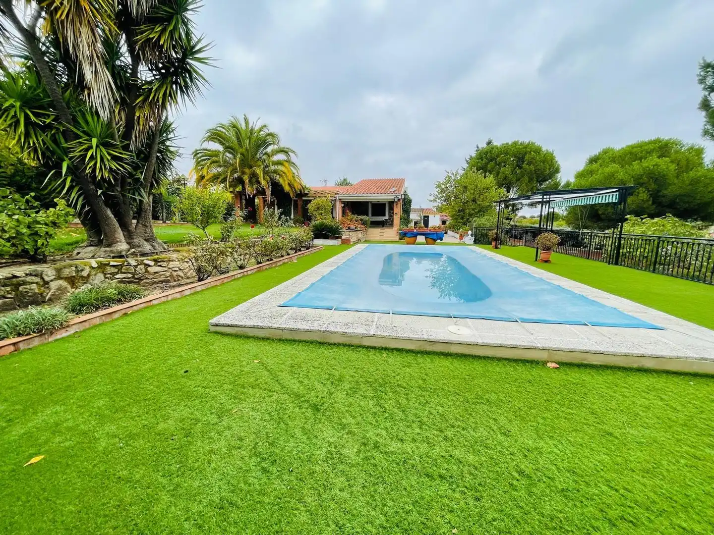 Piscina de Casa o chalet en venta en Casar de Cáceres con Aire acondicionado, Jardín privado y Terraza