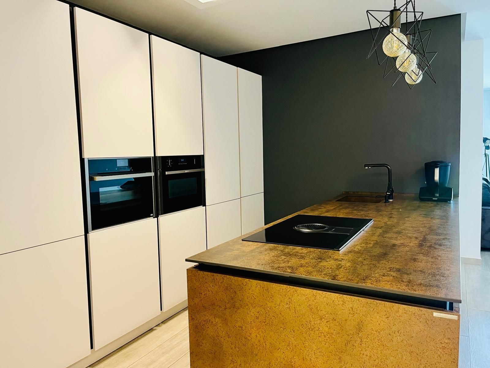 Cuina de Pis en venda en Elche / Elx amb Aire condicionat, Calefacció i Jardí privat