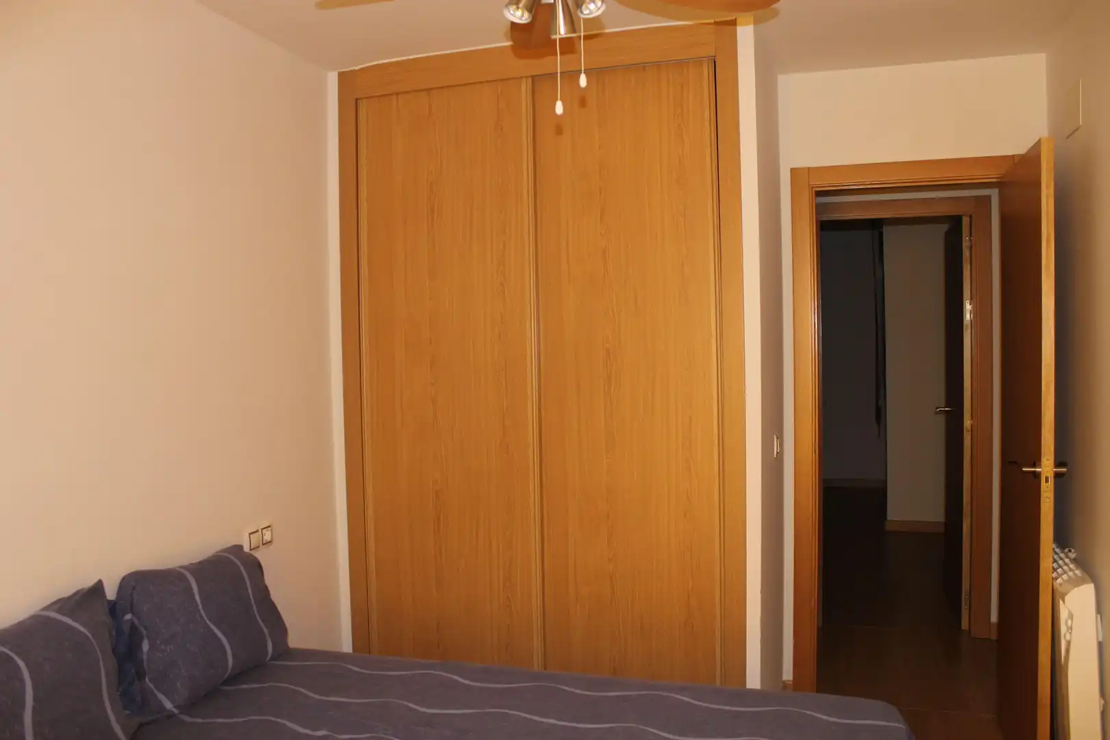 Schlafzimmer von Wohnung zum Verkauf in Yuncler mit Heizung und Möbliert