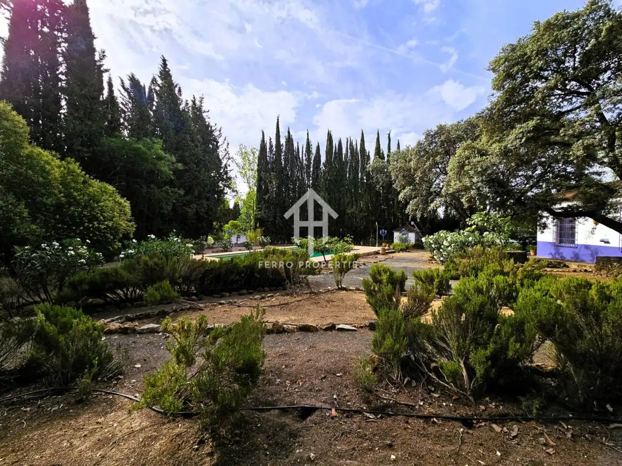 Garden of Houses for sale in Villanueva de Tapia  with Air Conditioner, Heating and Private garden