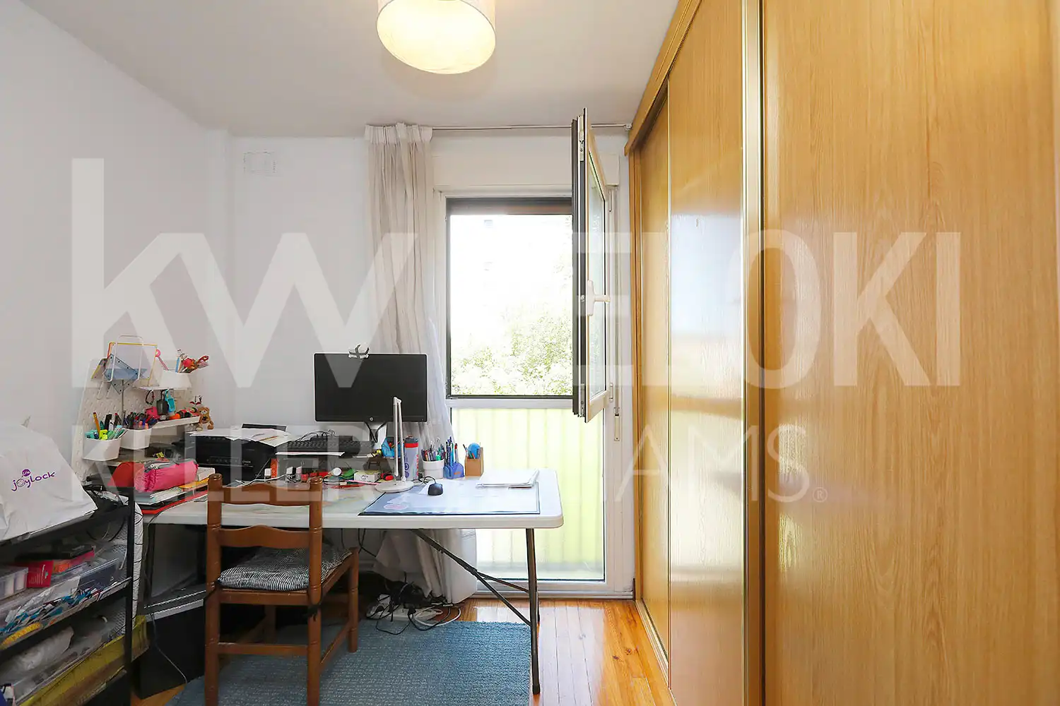 Habitación de Piso en venta en Donostia - San Sebastián  con Calefacción, Terraza y Balcón