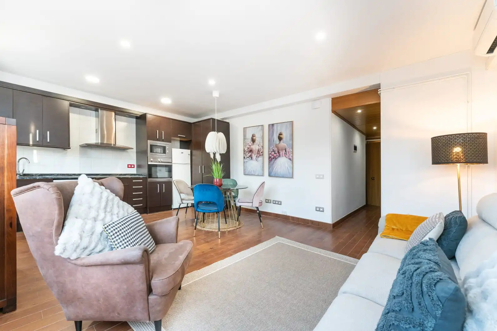 Sala de estar de Ático en venta en Barcelona con Aire acondicionado, Calefacción y Parquet