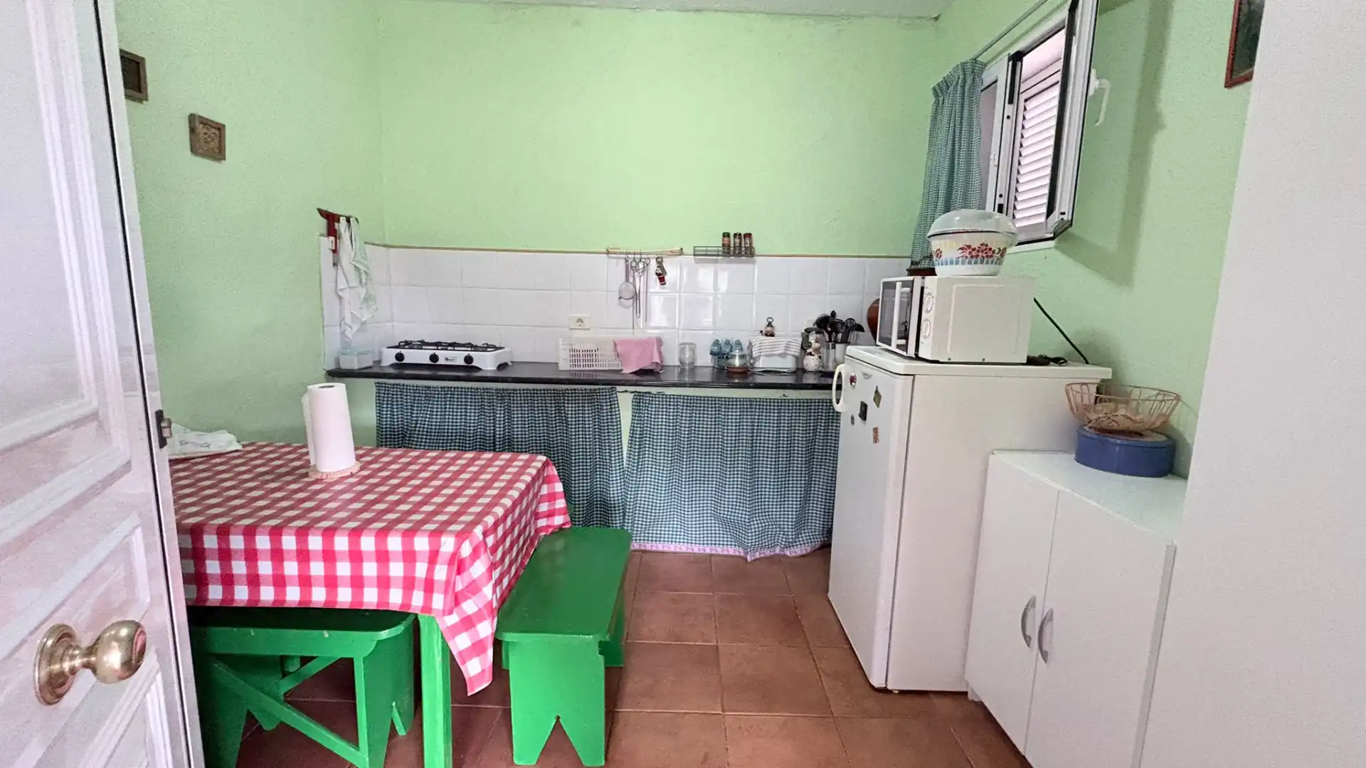 Cuina de Casa adosada en venda en Santa Brígida amb Jardí privat, Traster i Moblat