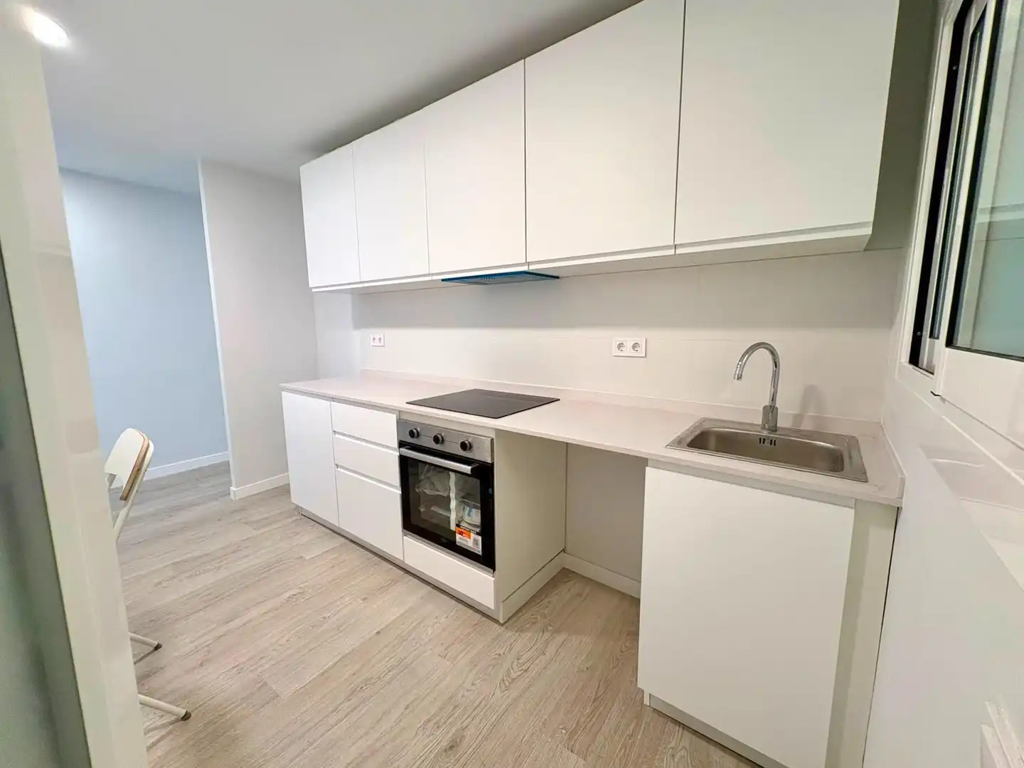 Kitchen of Flat for sale in Barcelona  with Air Conditioner, Heating and Parquet flooring