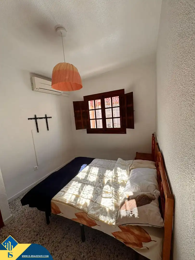 Dormitori de Dúplex en venda en Torrevieja amb Terrassa i Moblat