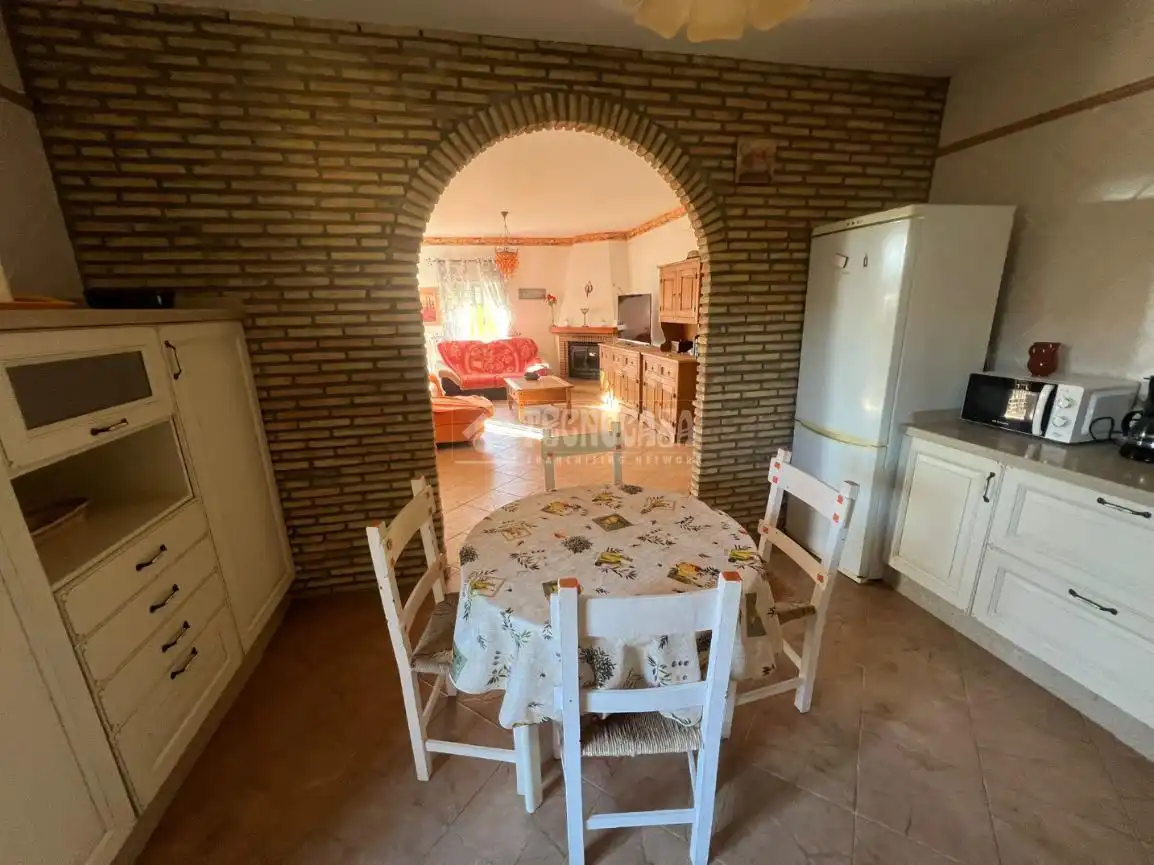 Menjador de Finca rústica en venda en Conil de la Frontera amb Jardí privat, Terrassa i Piscina