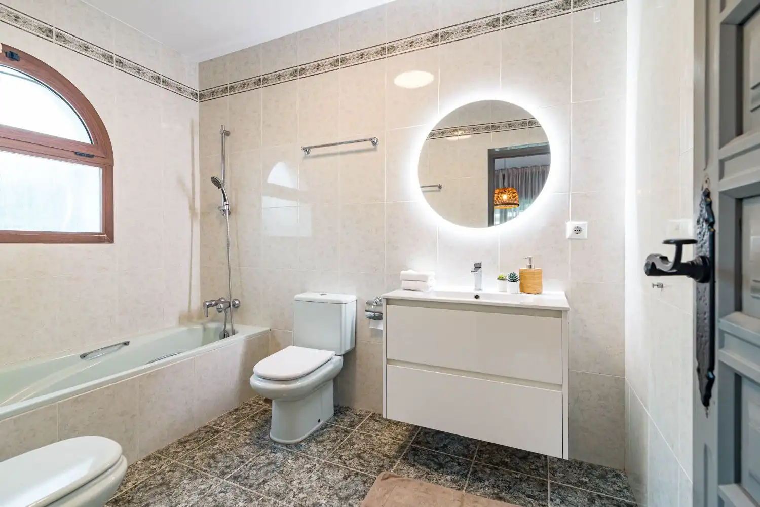 Bathroom of Houses for rent in Marbella  with Terrace and Swimming Pool