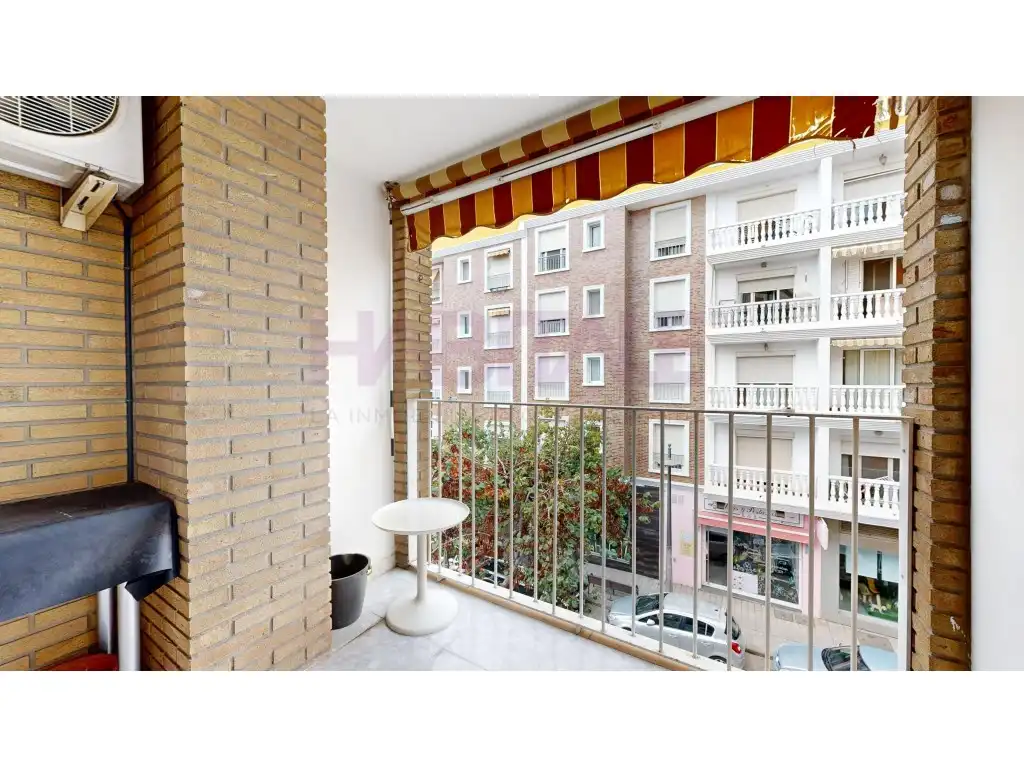 Appartement avec ascenseur à vendre à Calle Manises