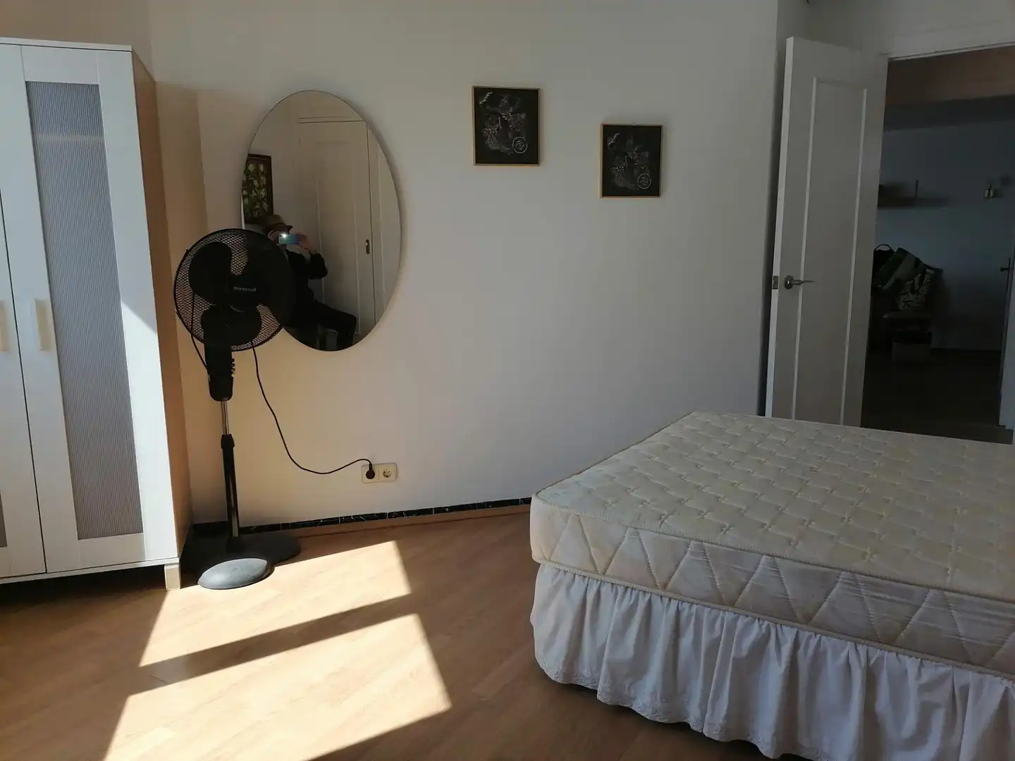 Habitación de Apartamento de alquiler en  Palma de Mallorca con Aire acondicionado, Amueblado y Balcón