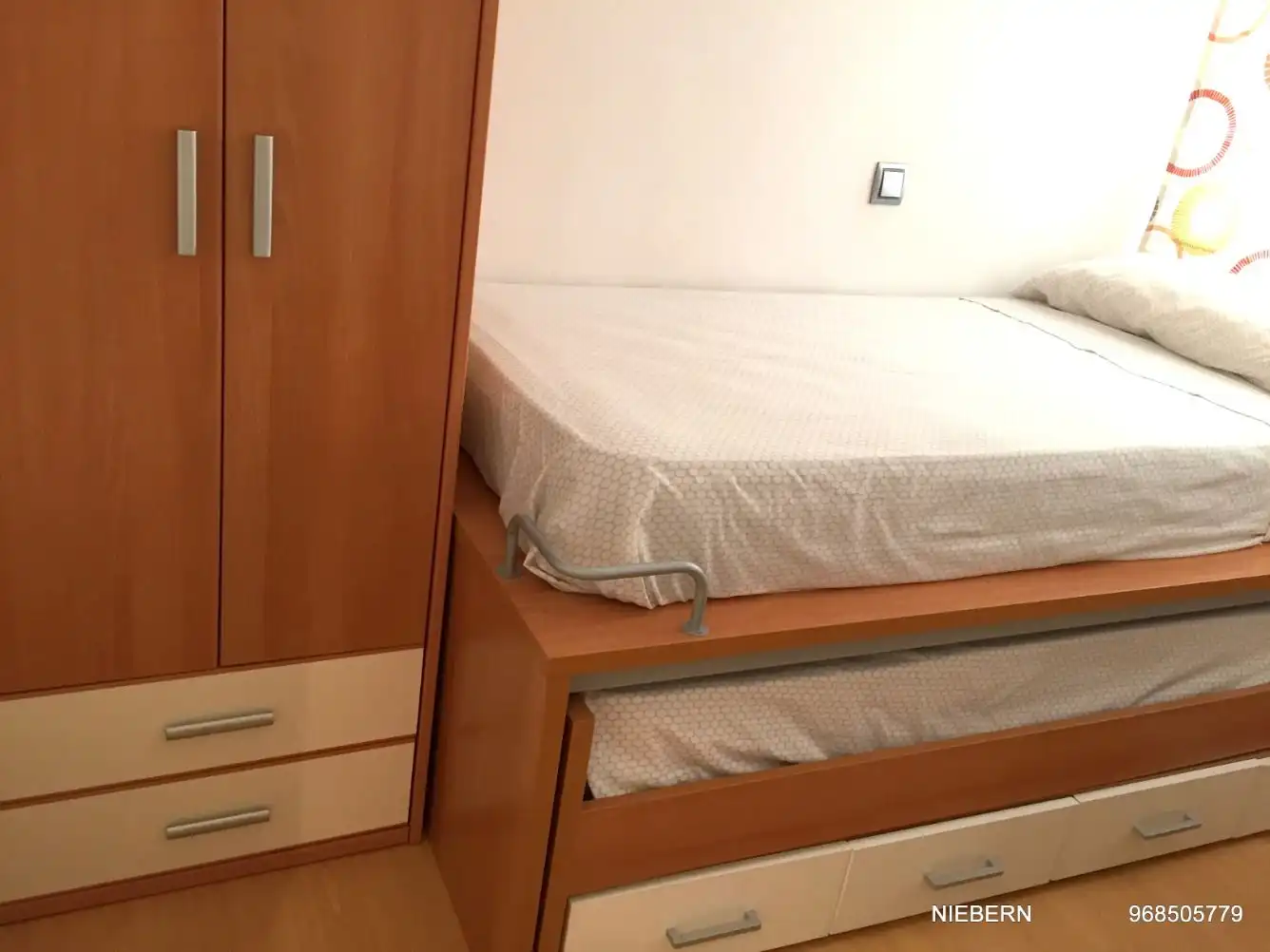 Habitación de Piso de alquiler en Cartagena con Aire acondicionado, Parquet y Amueblado